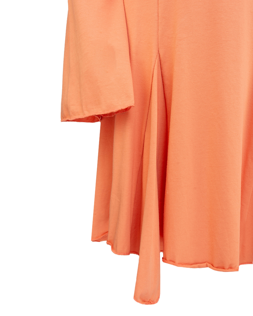 tailliertes Jersey Kleid, Rückenfrei mit Glockenärmeln