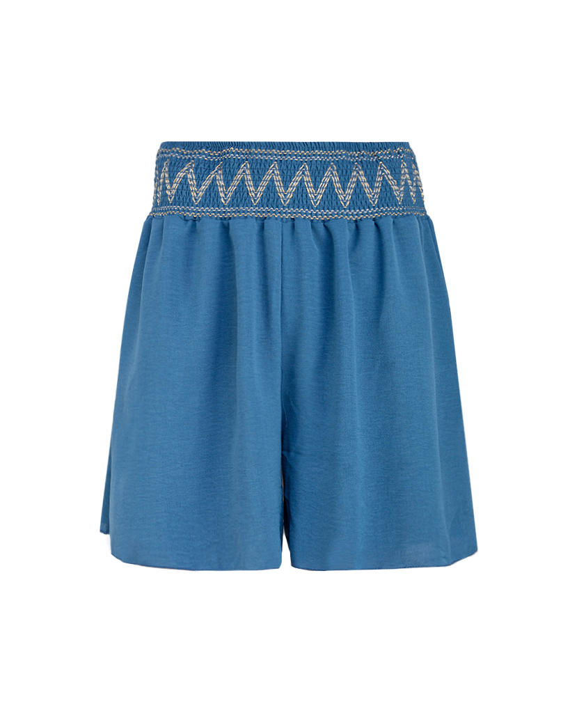 Set: Carmen Top und Short mit Stickereimuster Set: Carmen Top und Short mit Stickereimuster